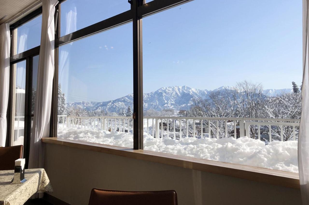Muica Onsen Hotel Minamiuonuma Екстер'єр фото