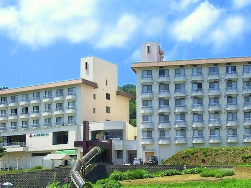 Muica Onsen Hotel Minamiuonuma Екстер'єр фото